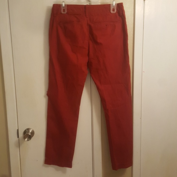 American eagle red distressed khaki pants - Picture 4 of 4